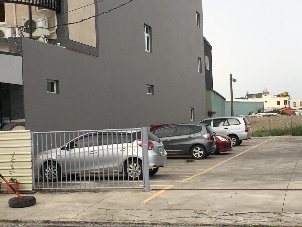 Dong Gang Li Yuan Homestay Donggang Exterior foto